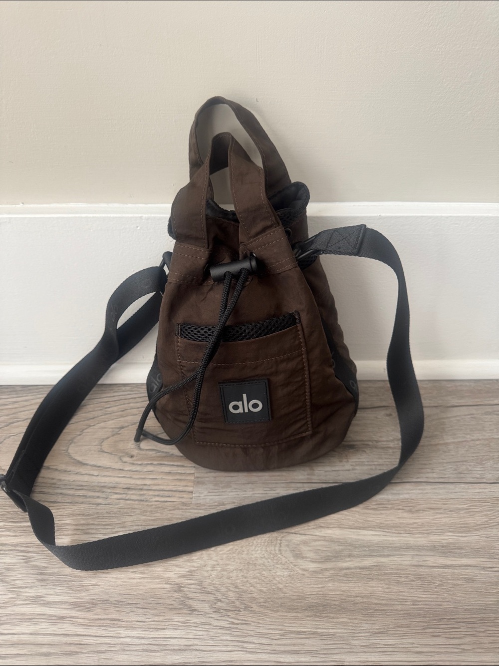 ALO Yoga Dark Brown Drawstring Sling Belt Bag